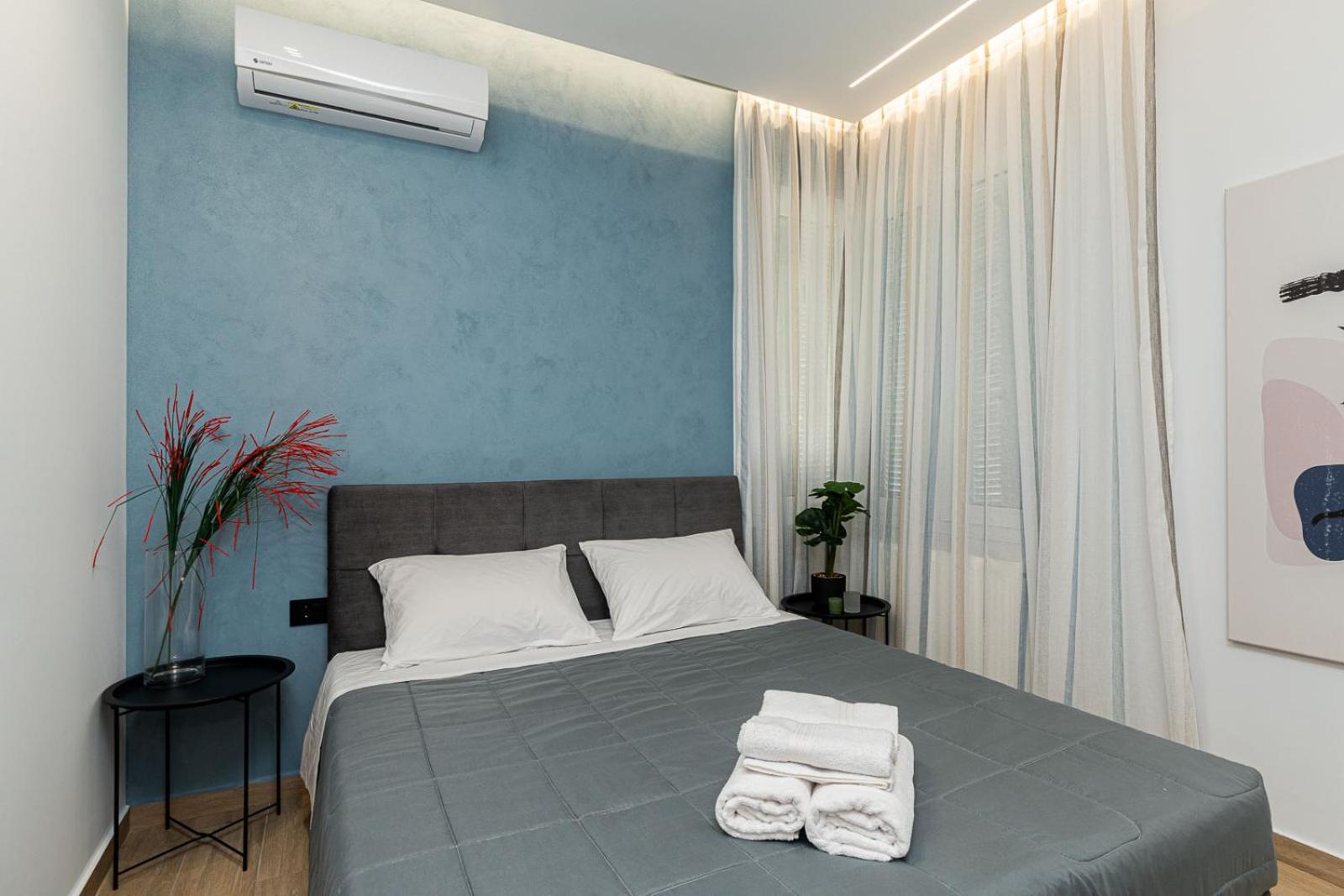 Modern 3 Bedroom Luxury Apartment *